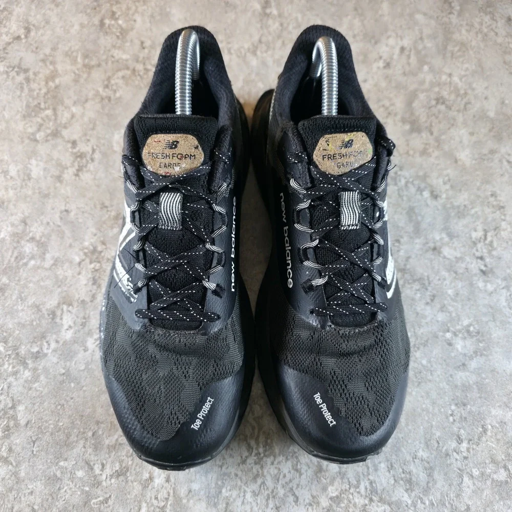 New Balance Womens‎ 9.5 / Mens 8 Fresh Foam Garoe V1 Black Athletic Trail Shoes